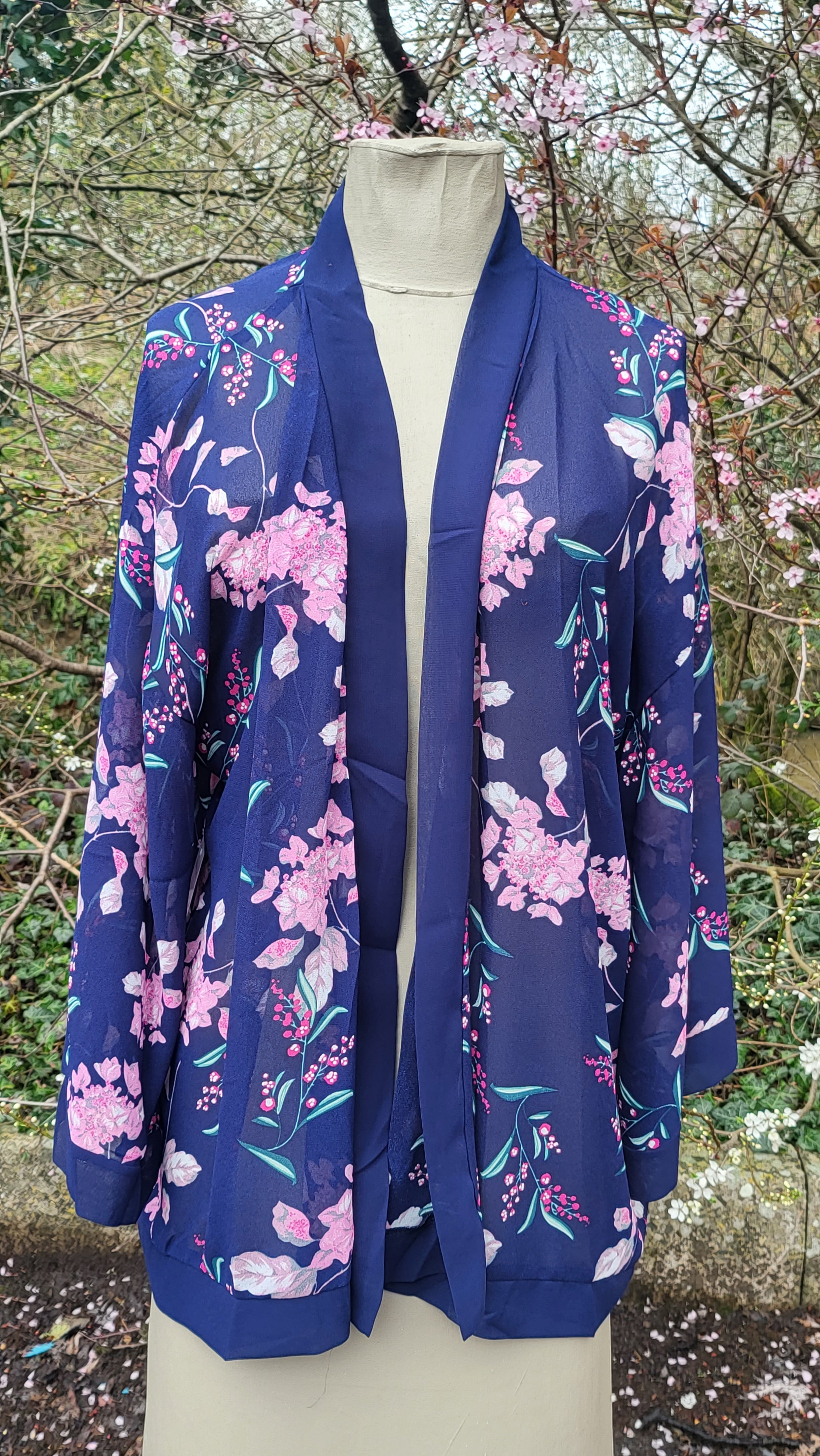 KM010 NAVY TENKI LIGHTWEIGHT SUMMER KIMONO / DRESS IN STUNNING PRINT F