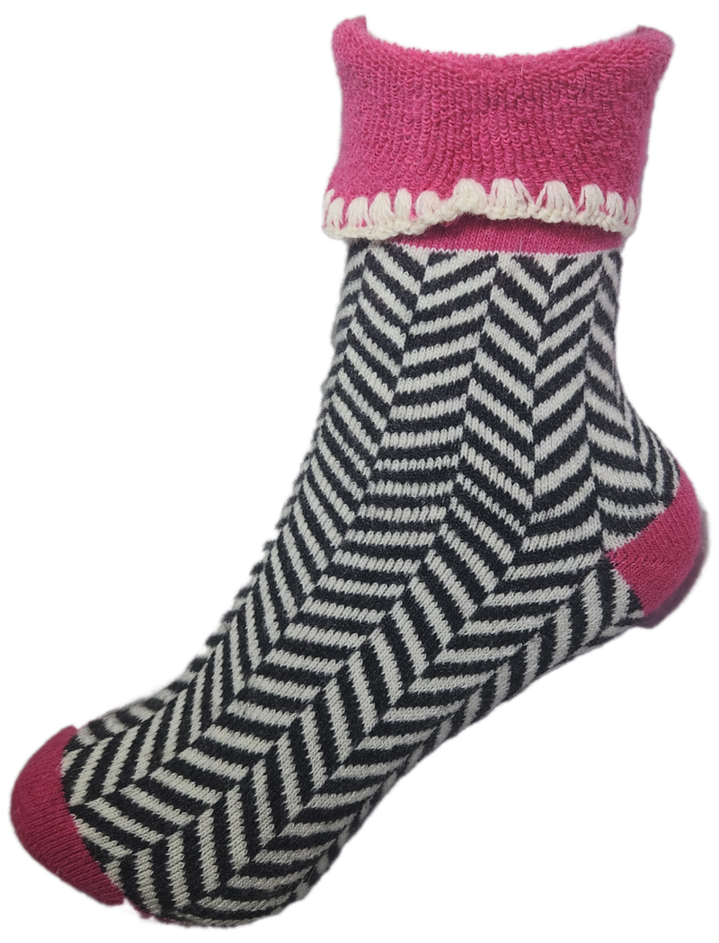 VERA TUCCI LUXURY WOMENS TURN OVER CUFF SOCKS RMD2403-24-04 CHEVRON PINK