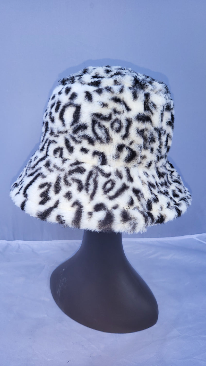 Leopard Print Patterned Fluffy Fleece Lined Bucket Hat For Winter (ADULT & CHILD SIZES)